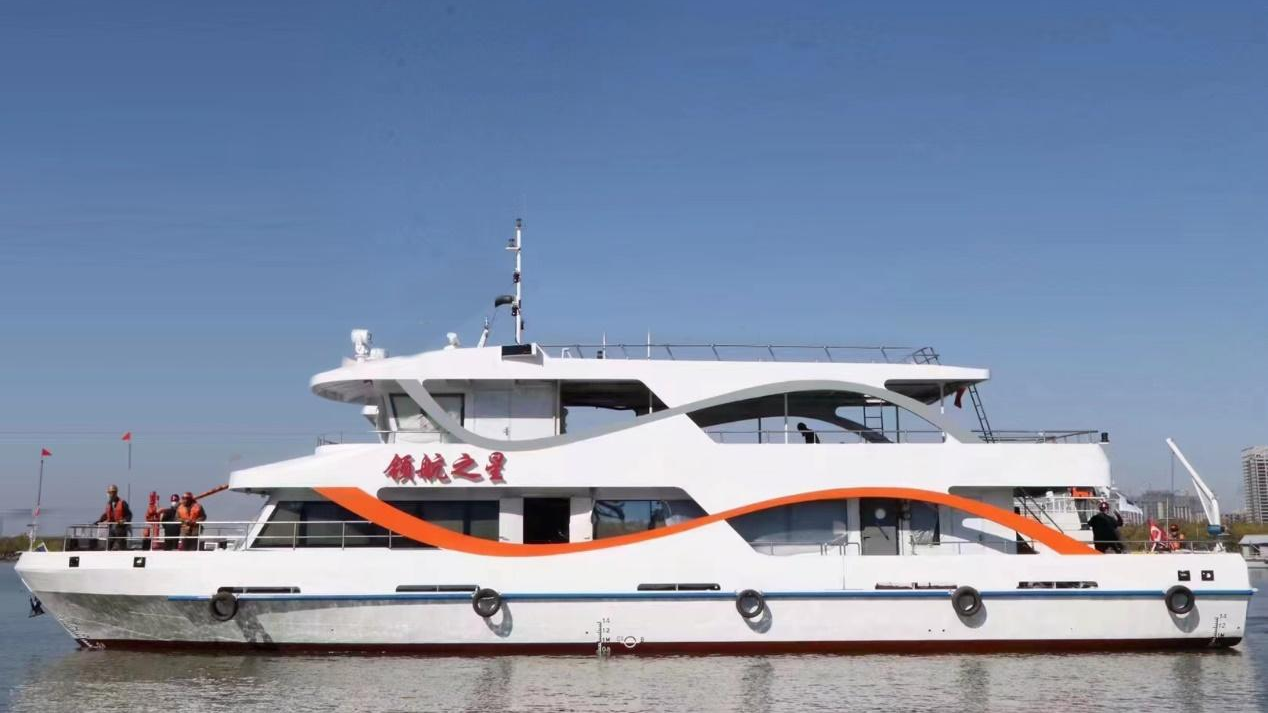 First electric riverboat for cold regions, 