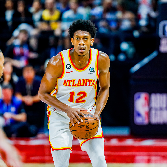 Atlanta Hawks: 3 legends for De'Andre hunter to study this offseason