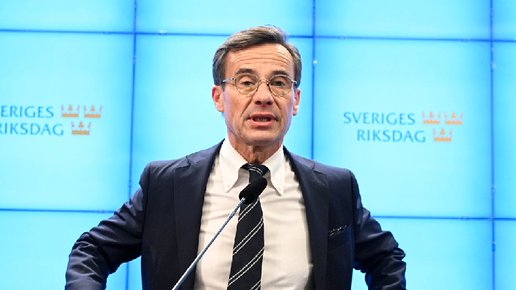 New Swedish PM vows to combat crime, navigate recession and inflation