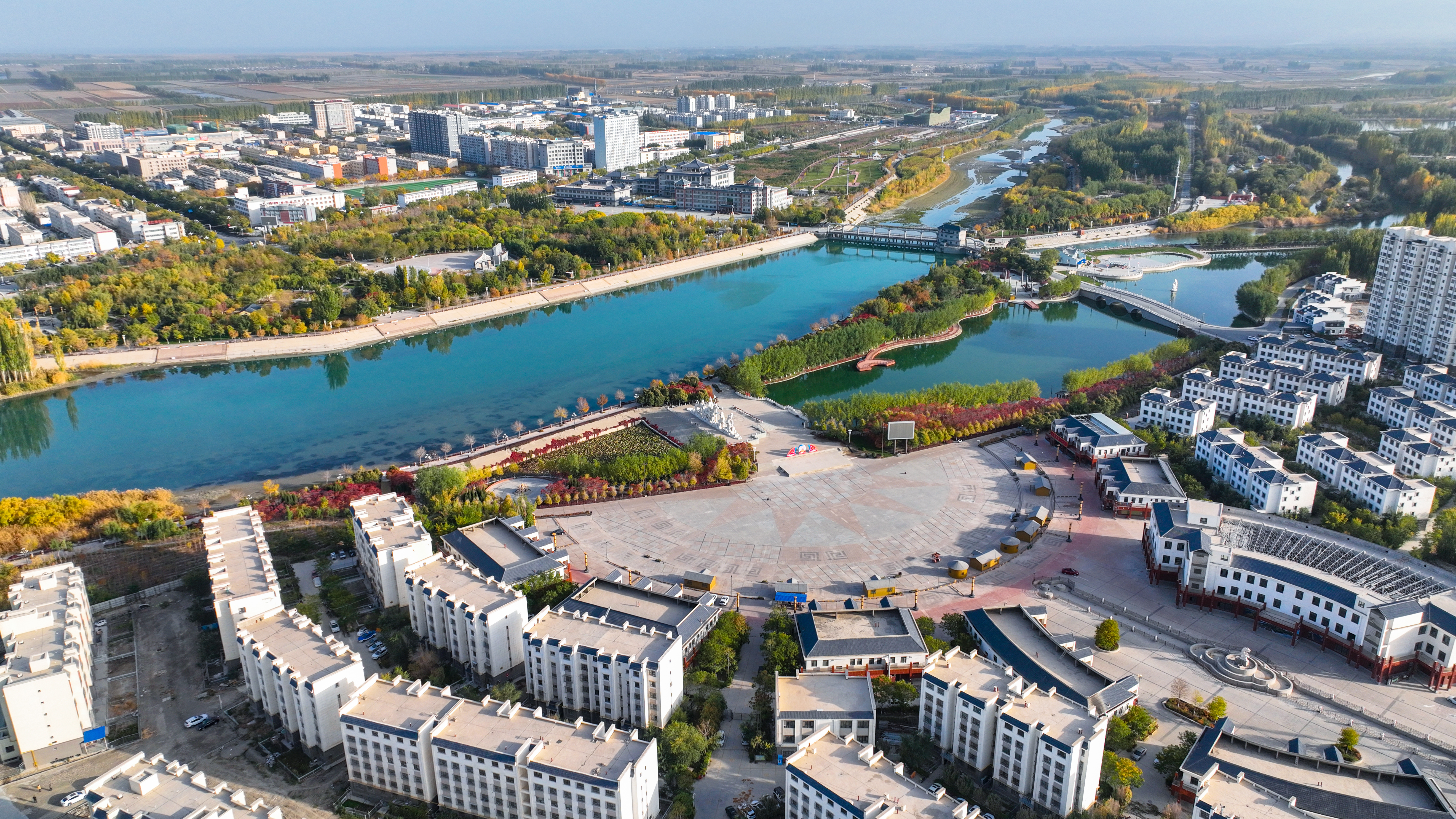 Autumn scenery at Kaidu River of NW China