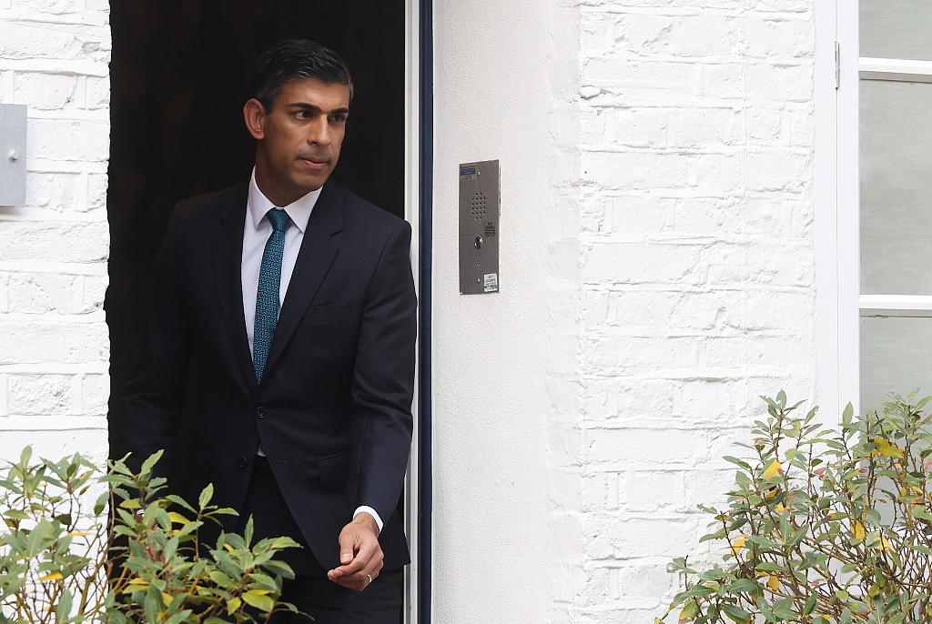 Rishi Sunak, UK member of parliament, departs home in London, UK, October 21, 2022. /CFP