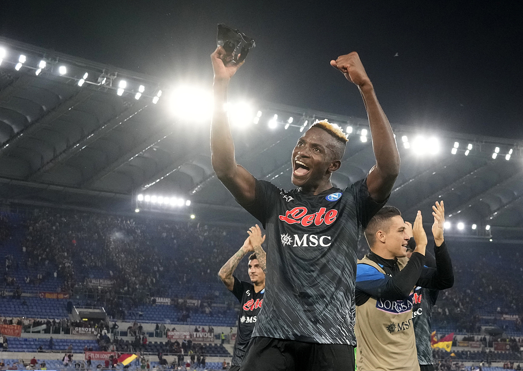 Napoli's Victor Osimhen celebrates at the end of their clash with Roma at the Olimpic stadium in Rome, Italy, October 23, 2022. /CFP