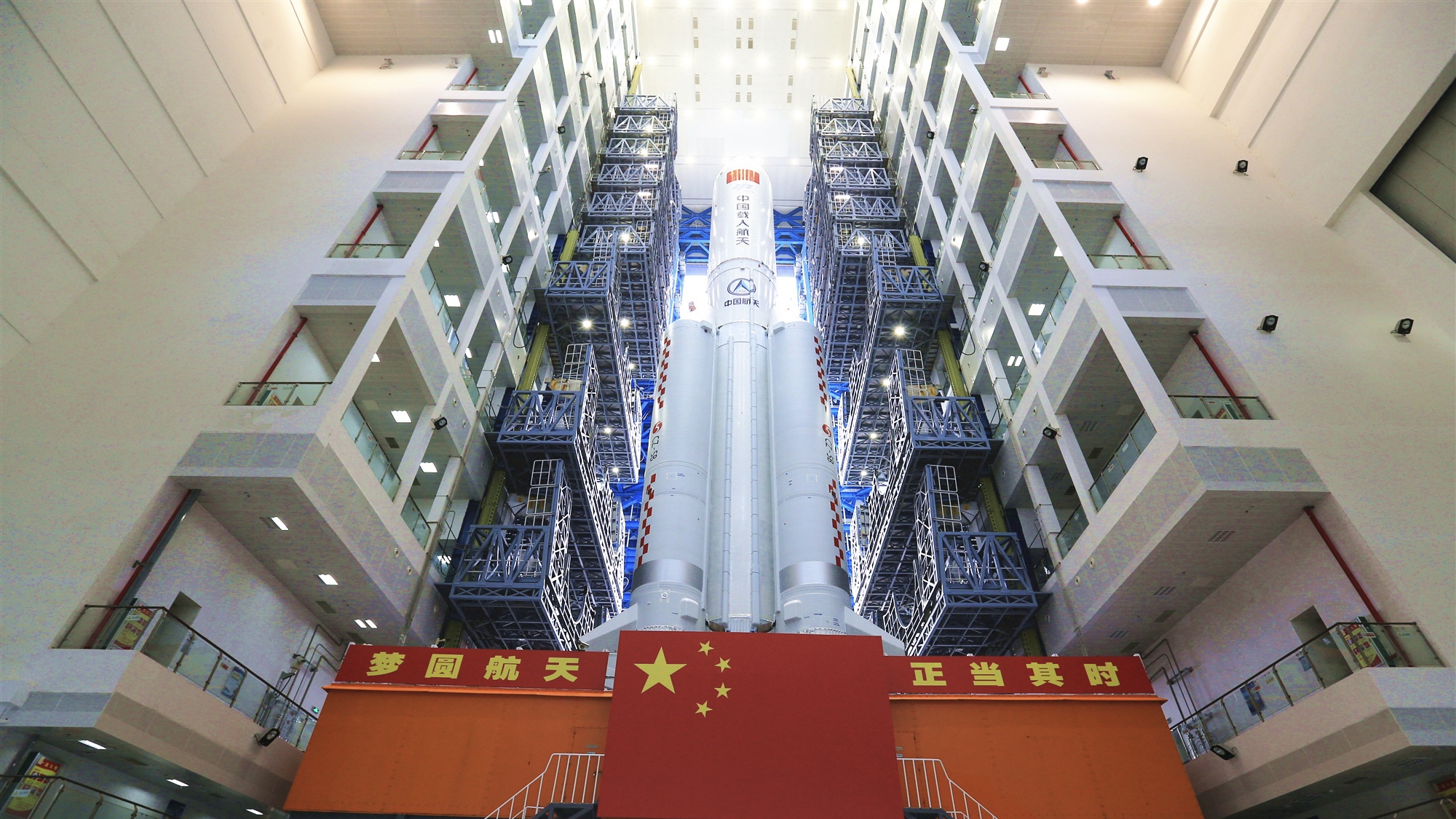 The Long March-5B carrier rocket for the Mentian lab module launch mission in the assembly building before being moved to the launchpad at Wenchang Spacecraft Launch Site in south China's Hainan Province October 25, 2022. / Wenchang Spacecraft Launch Site