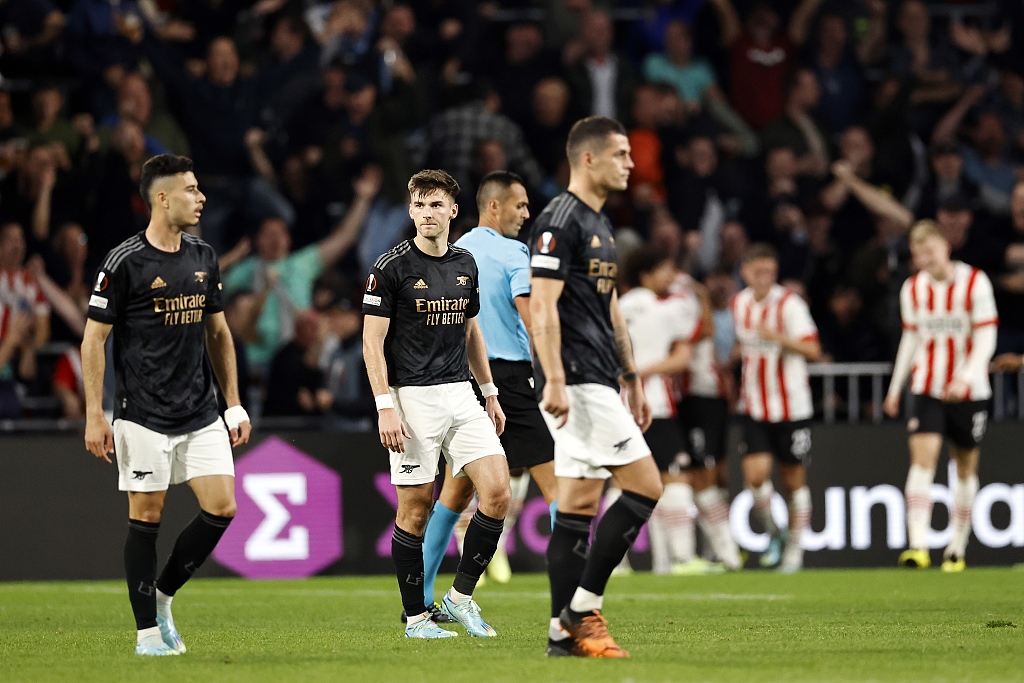 Arsenal players in frustration during their Europa League clash with Eindhoven at Phillips Stadium in Eindhoven, Netherlands, October 27, 2022. /CFP