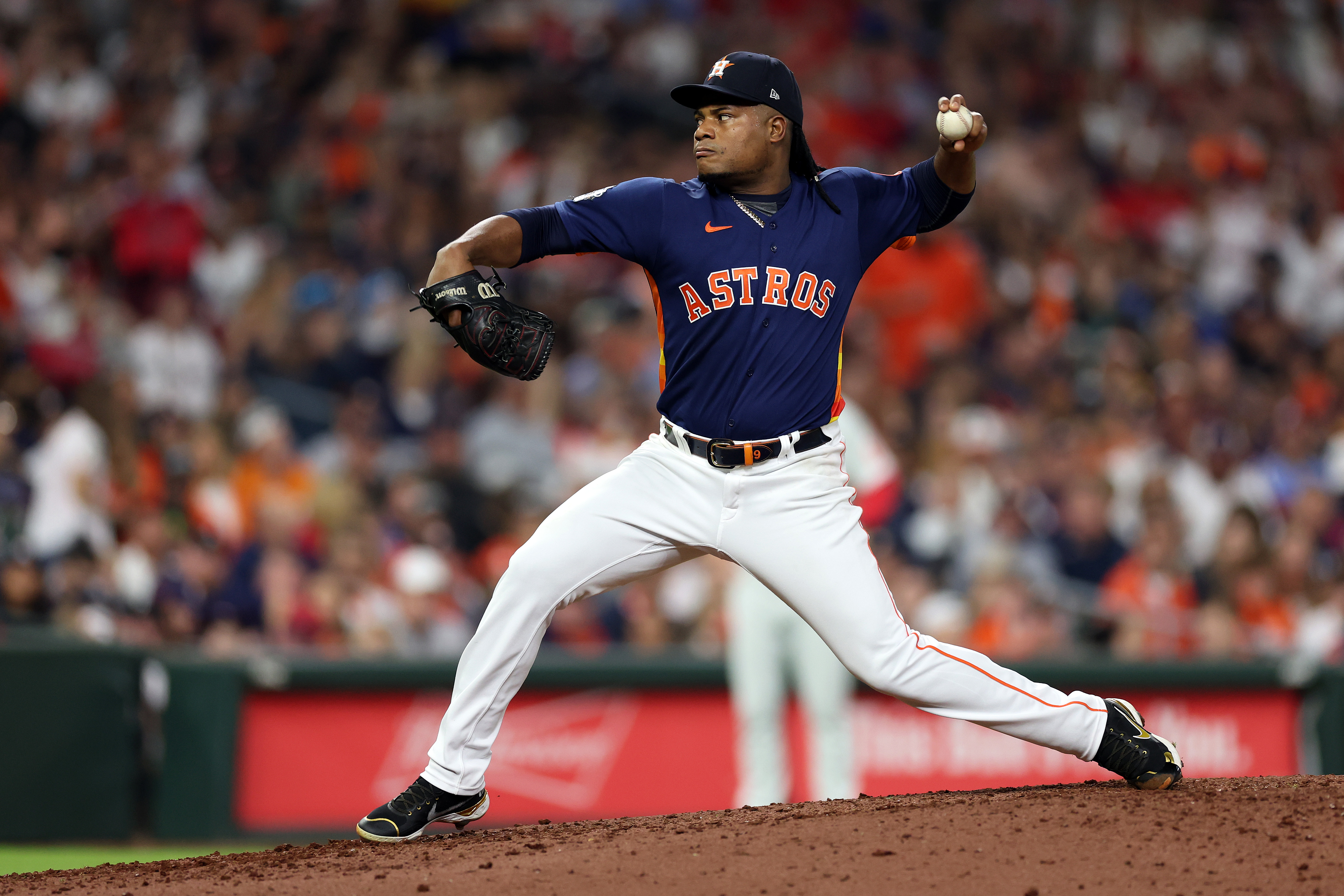 Framber Valdez of the Houston Astros pitches during the fifth inning in Game 2 of the MLB World Series against the Philadelphia Phillies at Minute Mai Park in Houston, Texas, October 29, 2022. /CFP