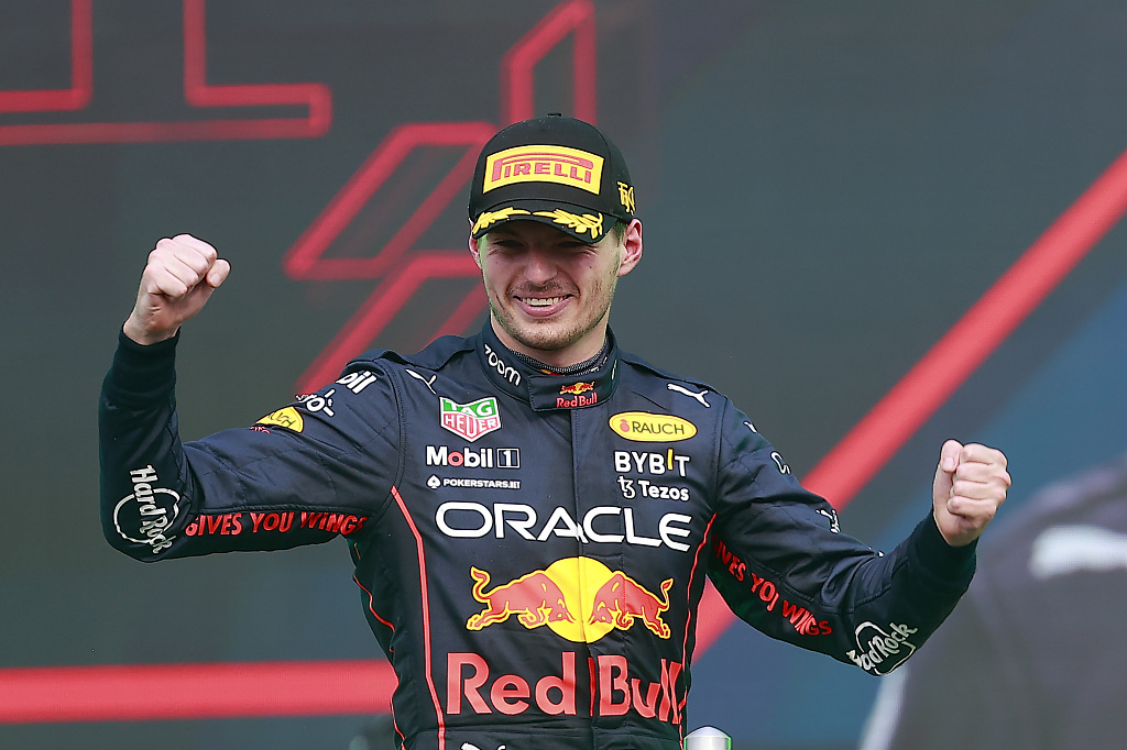 Max Verstappen of Red Bull celebrates his victory after the F1 Mexican Grand Prix in Mexico City, Mexico, October 30, 2022. /CFP 