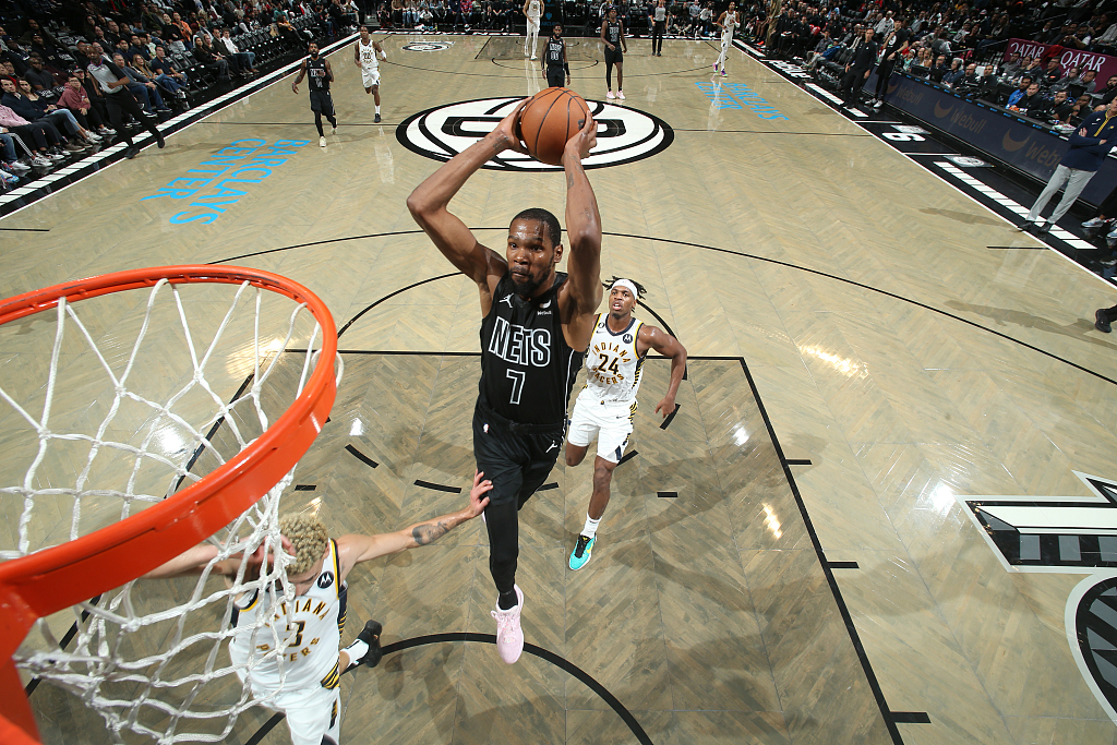 Kevin Durant (#7) of the Brooklyn Nets dunks in the game against the Indiana Pacers at the Barclays Center in Brooklyn, New York City, New York, October 31, 2022. /CFP