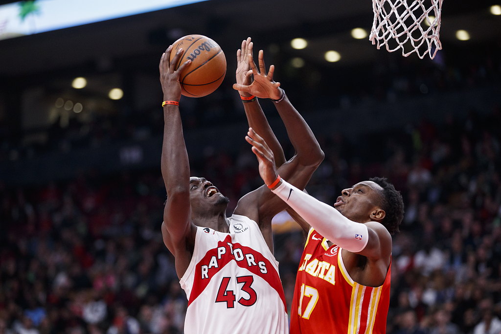 Pascal Siakam (#43) of the Toronto Raptors shoots in the game against the Atlanta Hawks at Scotiabank Arena in Toronto, Canada, October 31, 2022. /CFP