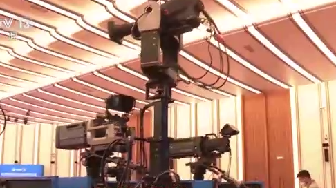 CMG introduces new special live broadcast equipment in the form of a mechanical lift tower. /CMG