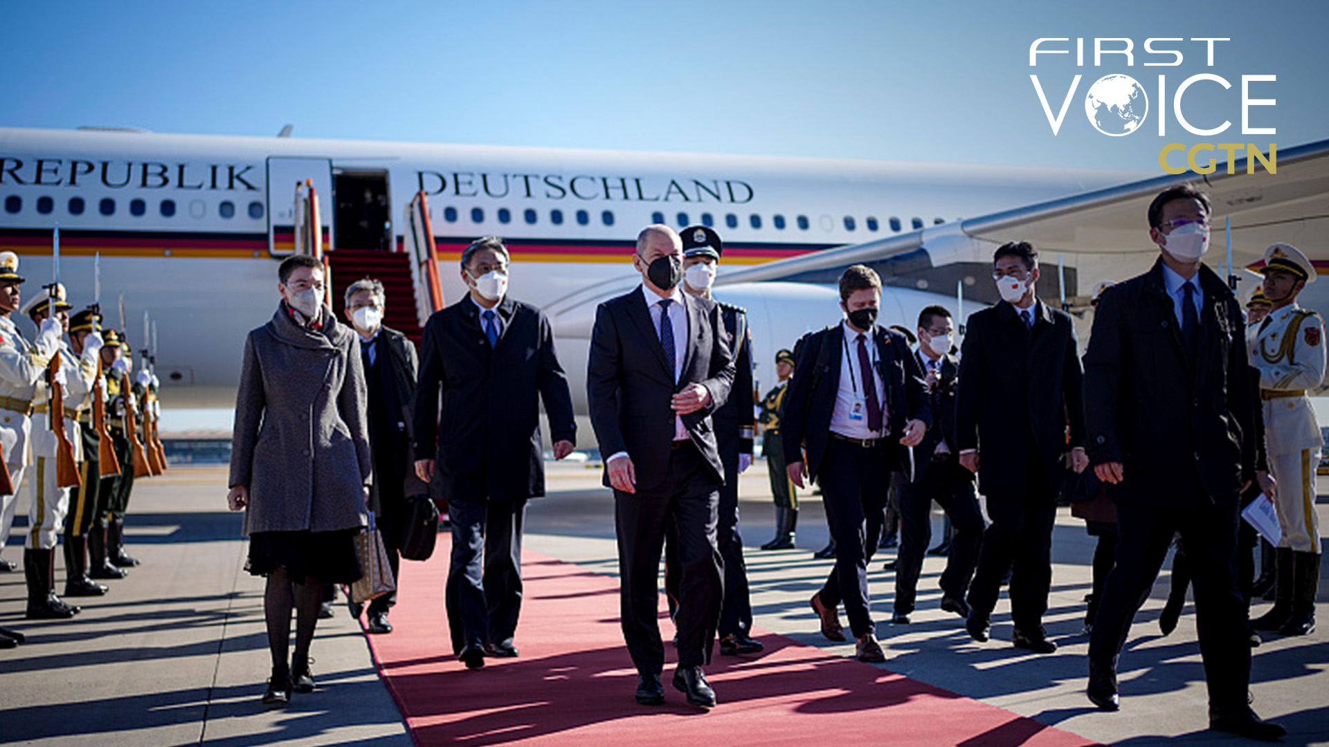 German Chancellor Olaf Scholz arrives at Beijing International Capital Airport on an Air Force Airbus A340 for his first visit as chancellor to Beijing, China, November 4, 2022. /CFP