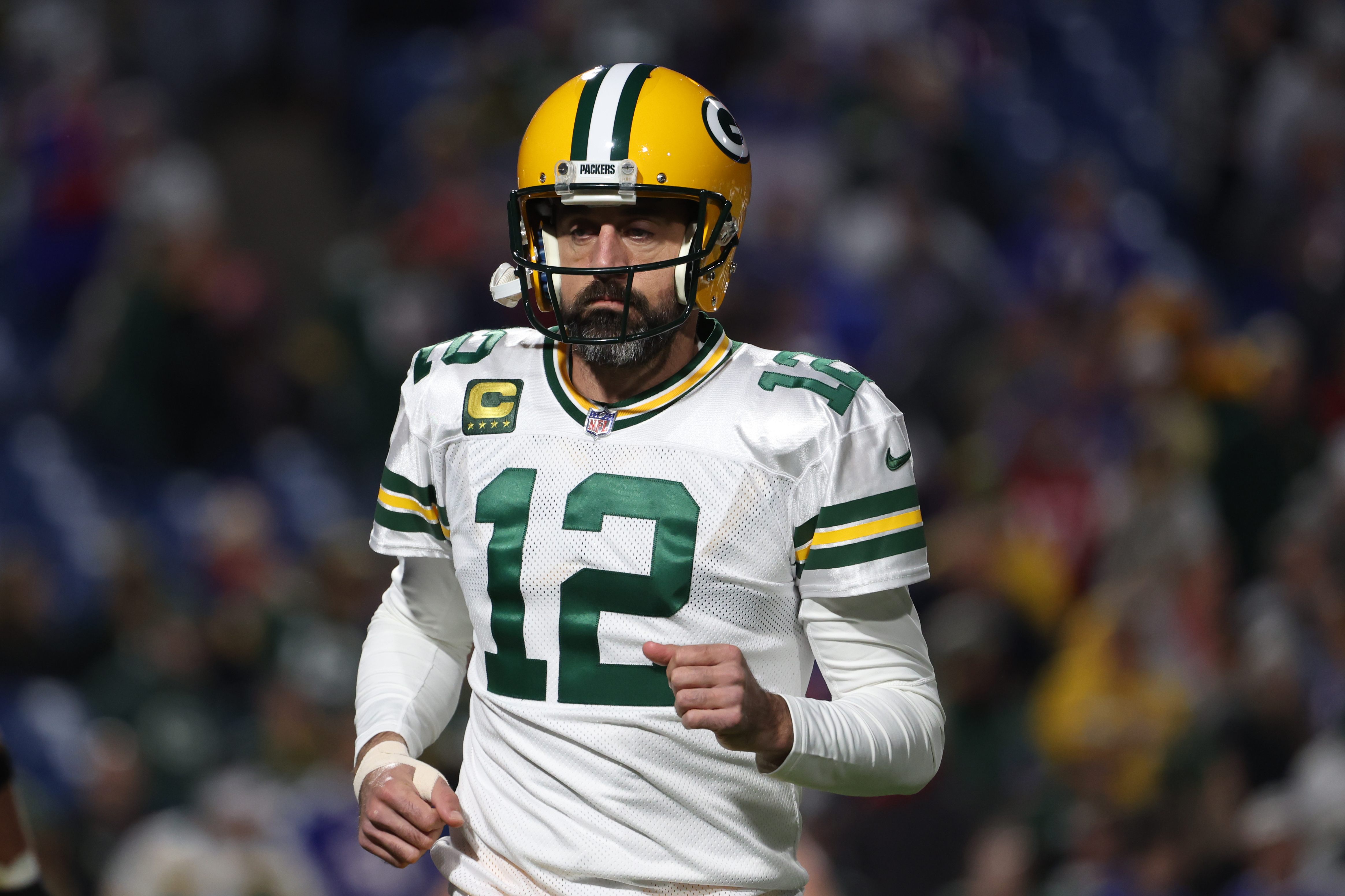 Quarterback Aaron Rodgers the Green Bay Packers warms up before the game against the Buffalo Bills at Highmark Stadium in Orchard Park, New York, October 30, 2022. /CFP 