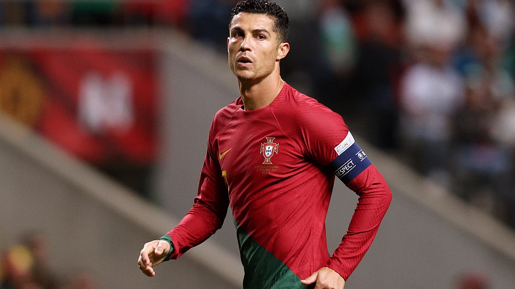 Cristiano Ronaldo of Portugal looks on during their Nations League League clash with Spain at Estadio Municipal de Braga in Braga, Portugal, September 27, 2022. /CFP