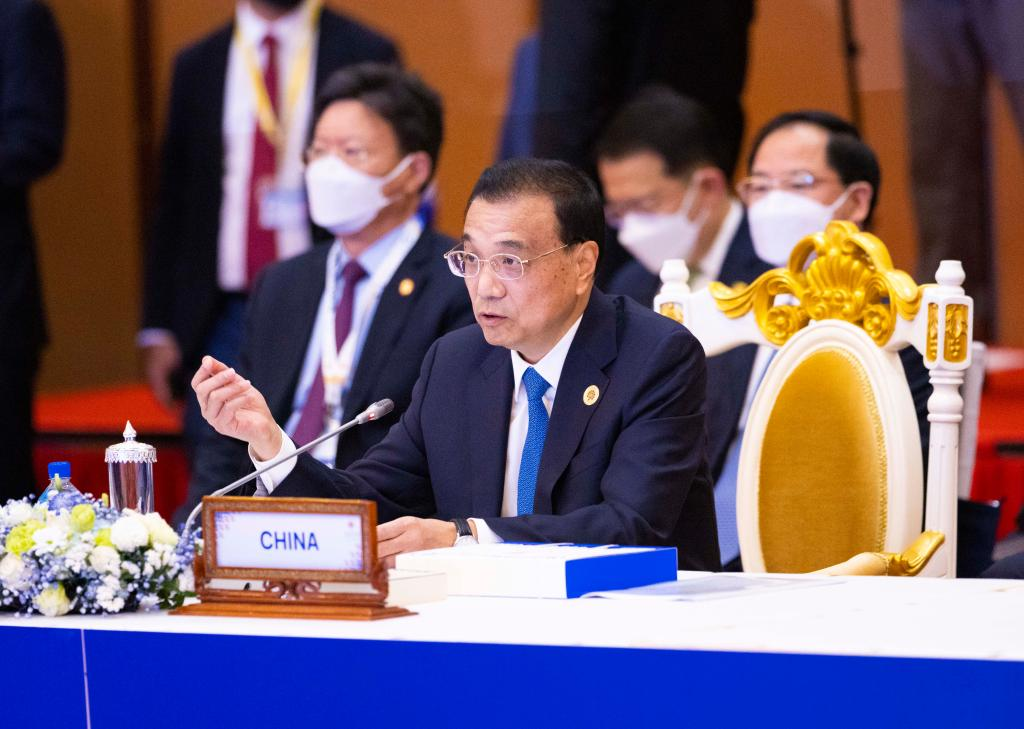 Chinese Premier Li Keqiang attends the 25th China-ASEAN Summit in Phnom Penh, Cambodia, November 11, 2022. /Xinhua