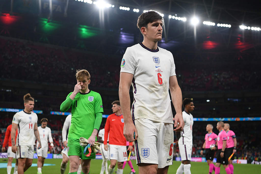 Harry Maguire (#6) of England looks on after losing to Italy in the UEFA European Championship final at Wembley Stadium in London, England, July 11, 2021. /CFP