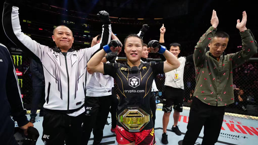 UFC 281: Zhang demolishes Esparza to become two-time champion