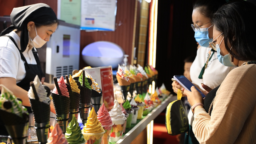 Ice cream stands in Grand Tang Dynasty Ever-bright City in Northwest China's Shaanxi Province, July 14, 2020. /CFP