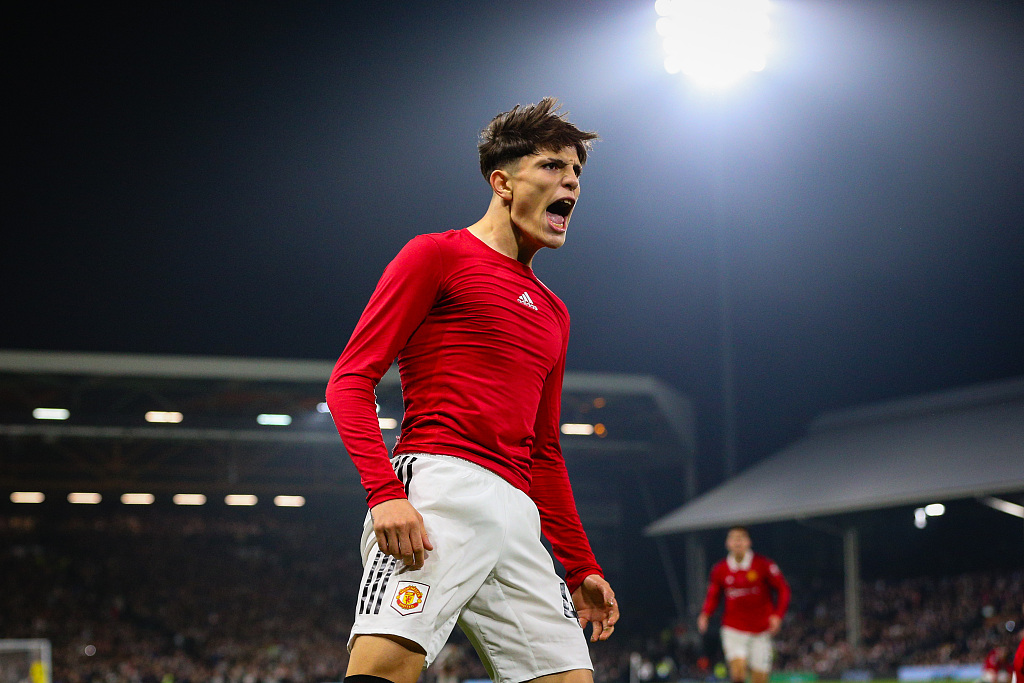 Alejandro Garnacho of Manchester United celebrates scoring the winner during their Premier League clash with Fulham at Craven Cottage in London, England, November 13, 2022. /CFP