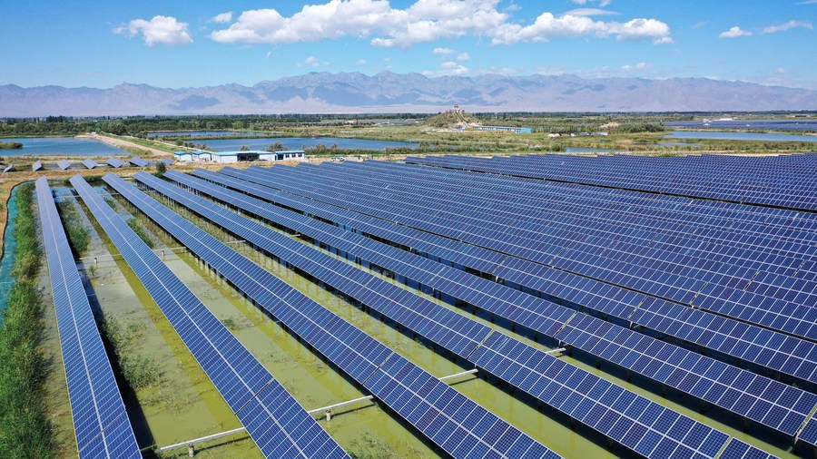 Aerial photo of photovoltaic panels at a fish breeding base in Helan County of Yinchuan, northwest China's Ningxia Hui Autonomous Region, August 24, 2021. /Xinhua