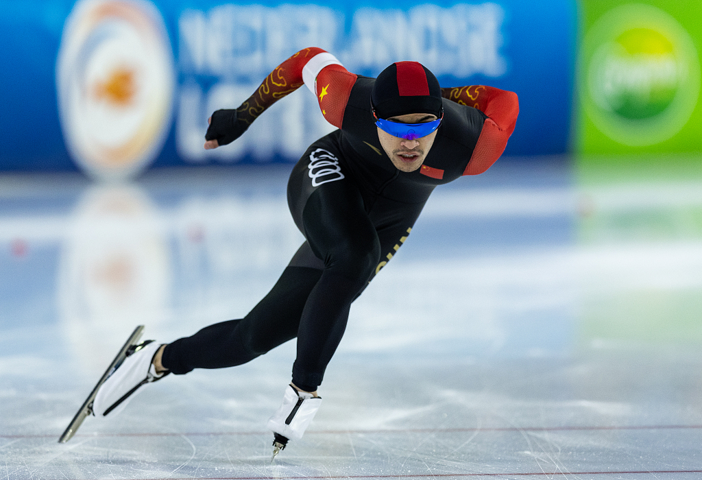 Ning Zhongyan in action during the men's 1,000m final at the ISU World Cup Speed Skating in Heerenveen, Netherlands, November 18, 2022. /CFP