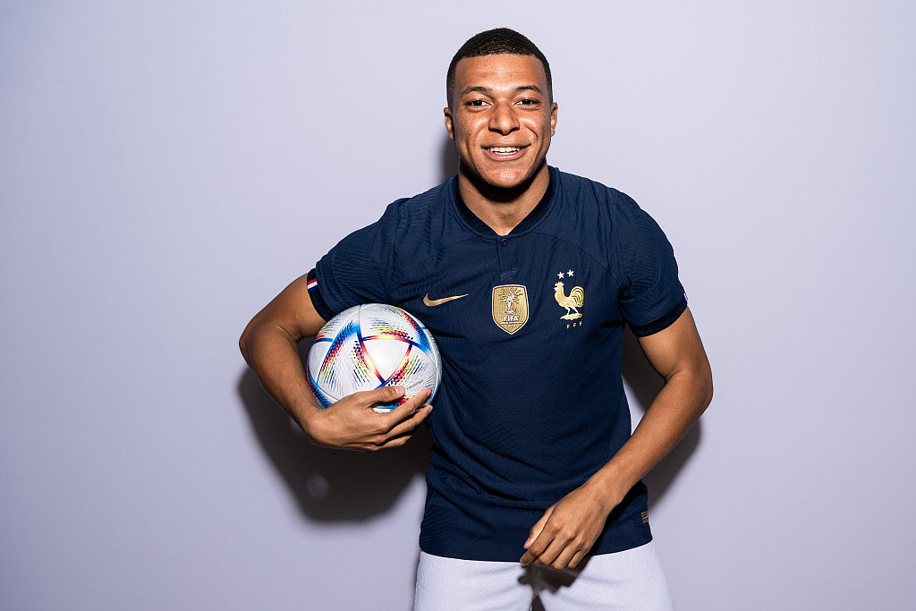 Kylian Mbappe of France poses for a photo in the official 2022 FIFA World Cup portrait session in Doha, Qatar, November 17, 2022. /CFP 