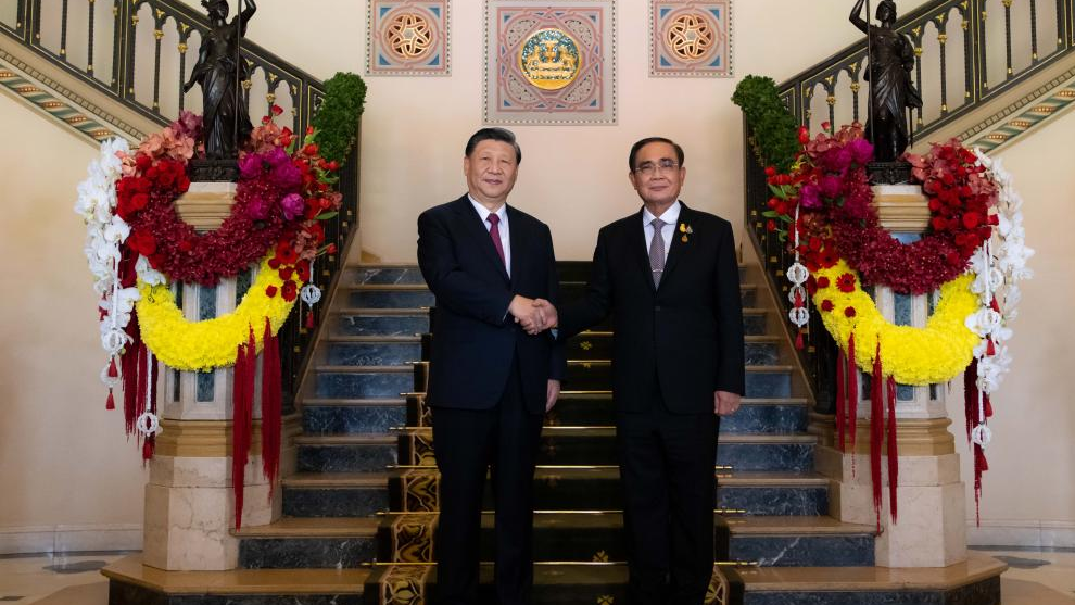 Chinese President Xi Jinping meets with Thai Prime Minister Prayut Chan-o-cha in Bangkok, Thailand, November 19, 2022. /Xinhua