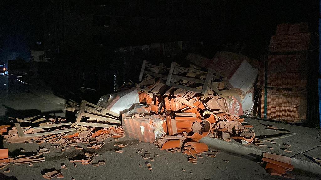 Debris after magnitude-5.9 earthquake jolted northwestern Turkish province of Duzce, November 23, 2022. /CFP