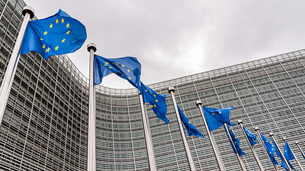 European Union flags fly outside the European Commission headquarters in Brussels, Belgium, June 8, 2020. /CFP