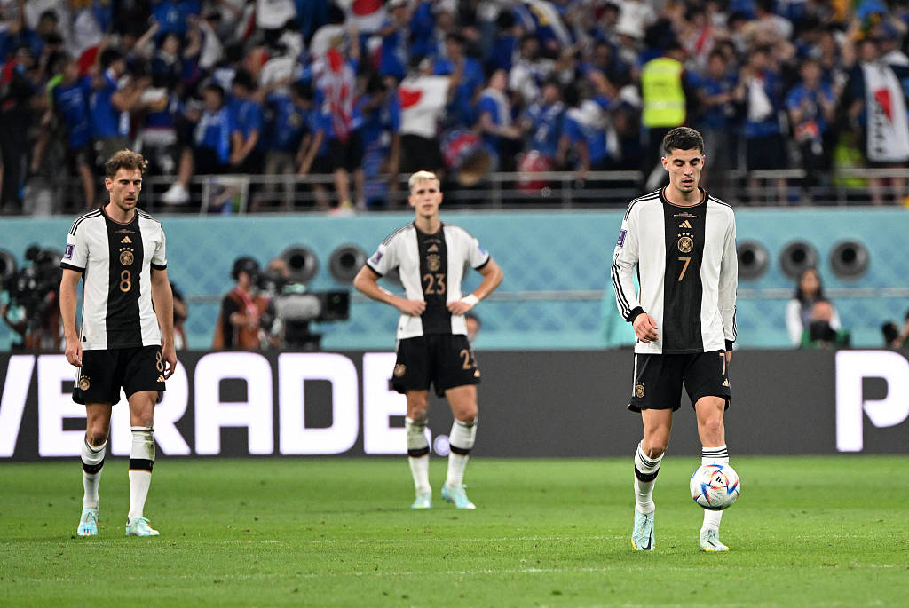 Germany's players look on after the 2-1 loss against Japan in the FIFA World Cup in Qatar at Khalifa International Stadium in Doha, Qatar, November 23, 2022. /CFP