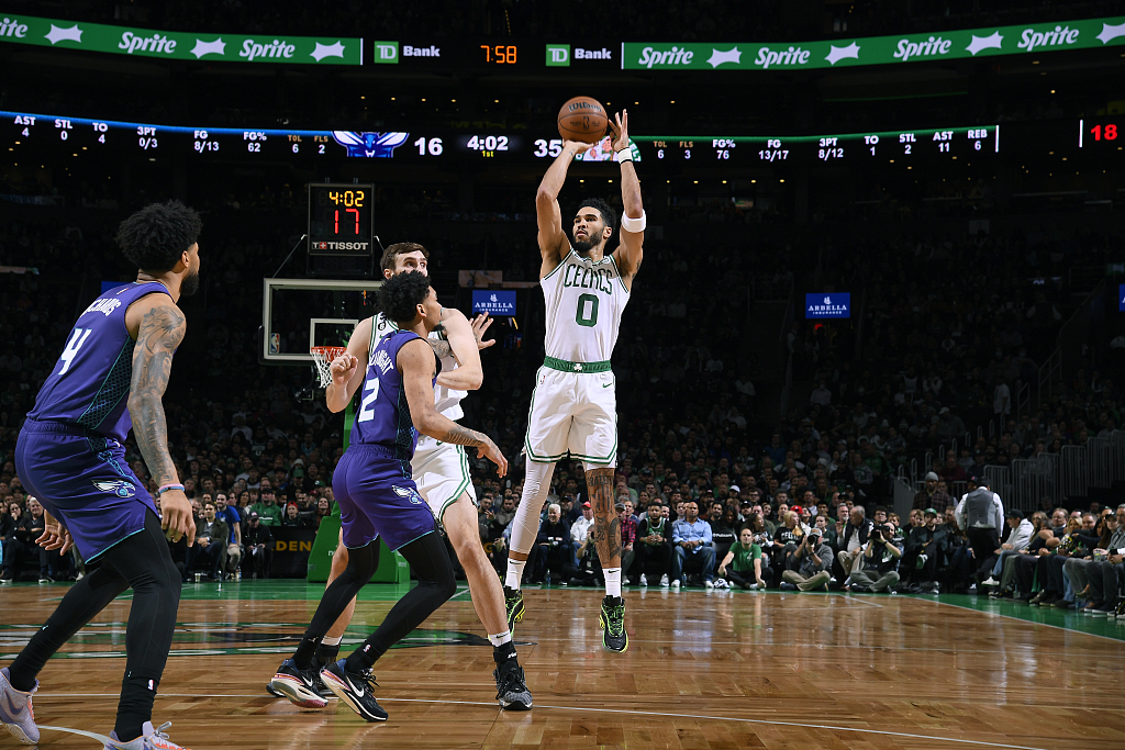 Jayson Tatum (#0) of the Boston Celtics shoots in the game against the Charlotte at TD Garden in Boston, Massachusetts, November 28, 2022. /CFP