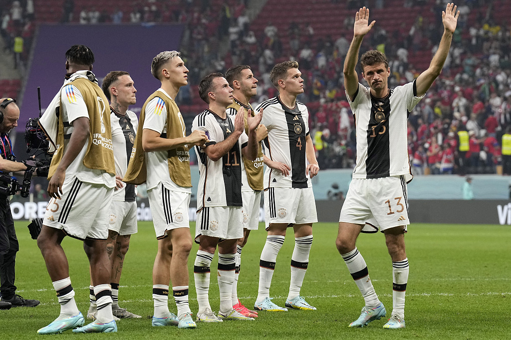 German players react to fans after their World Cup clash with Costa Rica at the Al Bayt Stadium in Al Khor, Qatar, December 2, 2022. /CFP