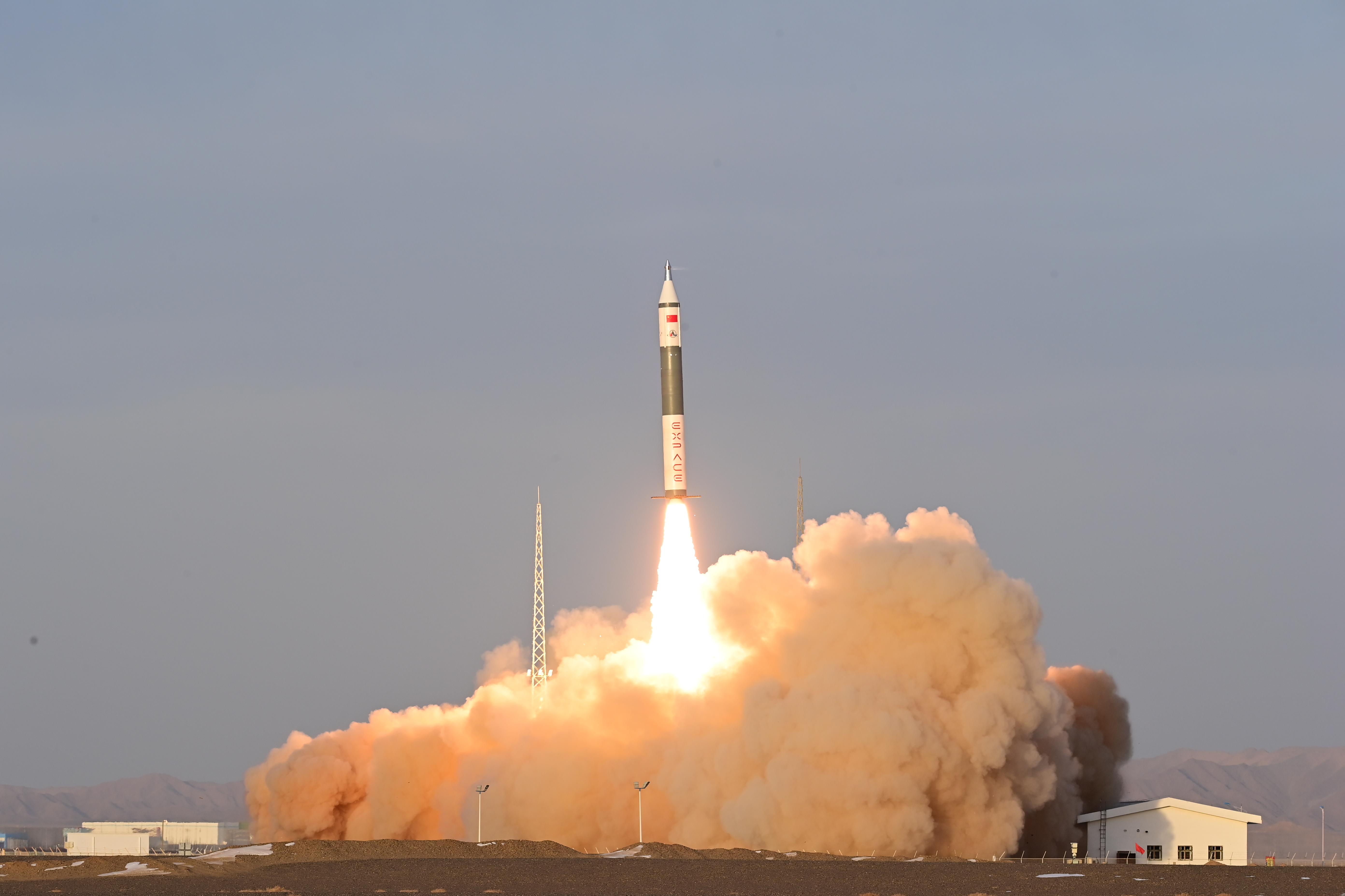China launches its newest solid-fuel carrier rocket Kuaizhou 11 Y-2 at 09:15 a.m. (BJT) from the Jiuquan Satellite Launch Center in northwest China, December 7, 2022. /CGTN