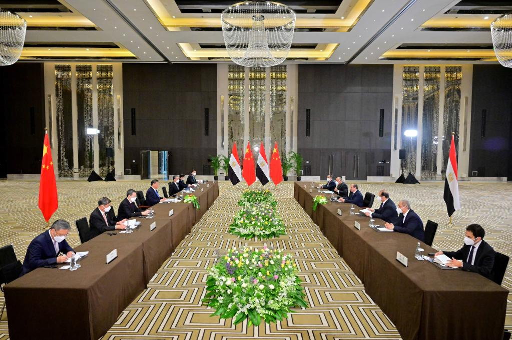 Chinese President Xi Jinping meets with Egyptian President Abdel Fattah al-Sisi in Riyadh, Saudi Arabia, December 8, 2022. /Xinhua