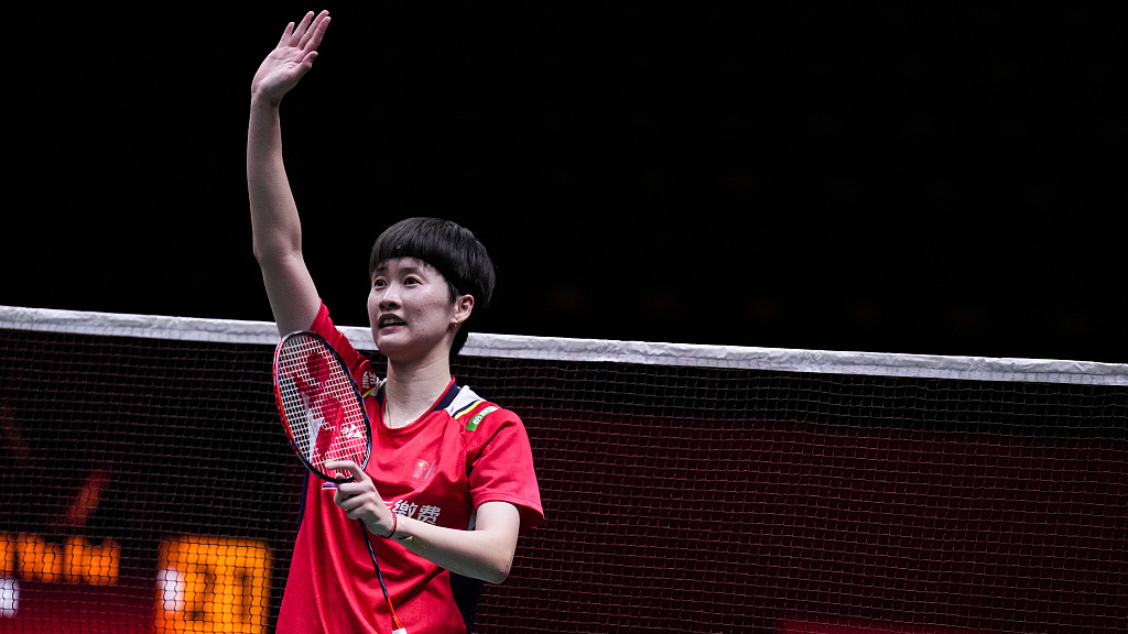 Chinese shuttlers unbeaten on 2nd day of BWF World Tour Finals