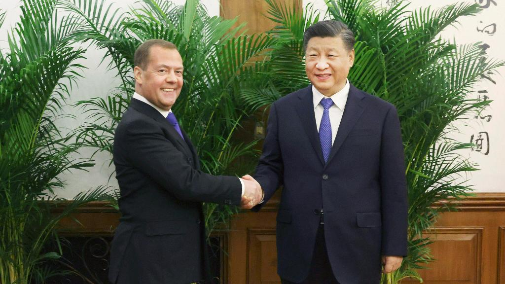 Chinese President Xi Jinping meets with Chairman of the United Russia party Dmitry Medvedev at the Diaoyutai State Guesthouse in Beijing, capital of China, December 21, 2022. /Xinhua