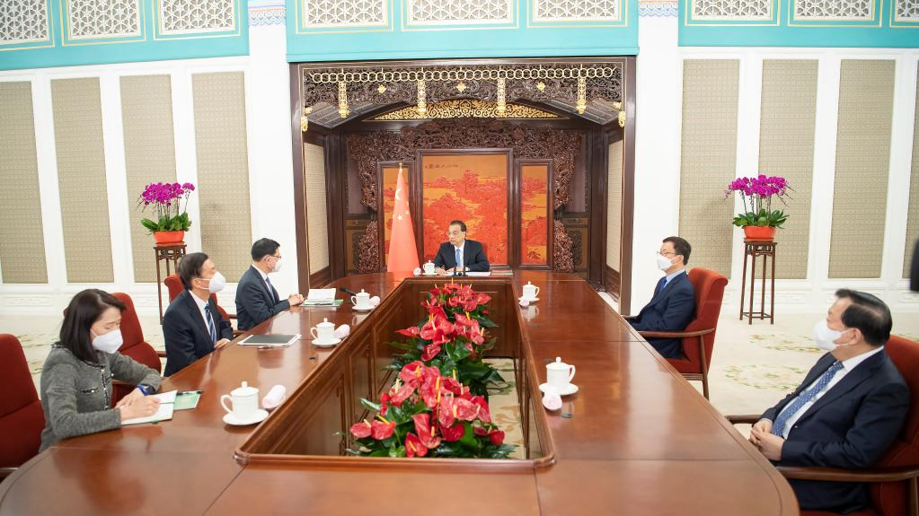 Premier Li Keqiang meets with Chief Executive of the Hong Kong Special Administrative Region John Lee, Beijing, China, December 22, 2022. /Xinhua