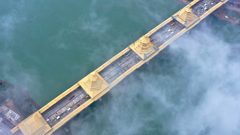 Live: Charming view of Fenghuangling Bridge in China's Liuzhou - Ep. 2