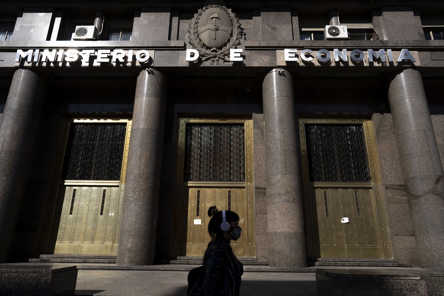 The building of Argentina's Economy Ministry in Buenos Aires, Argentina, August 4, 2020. /Xinhua