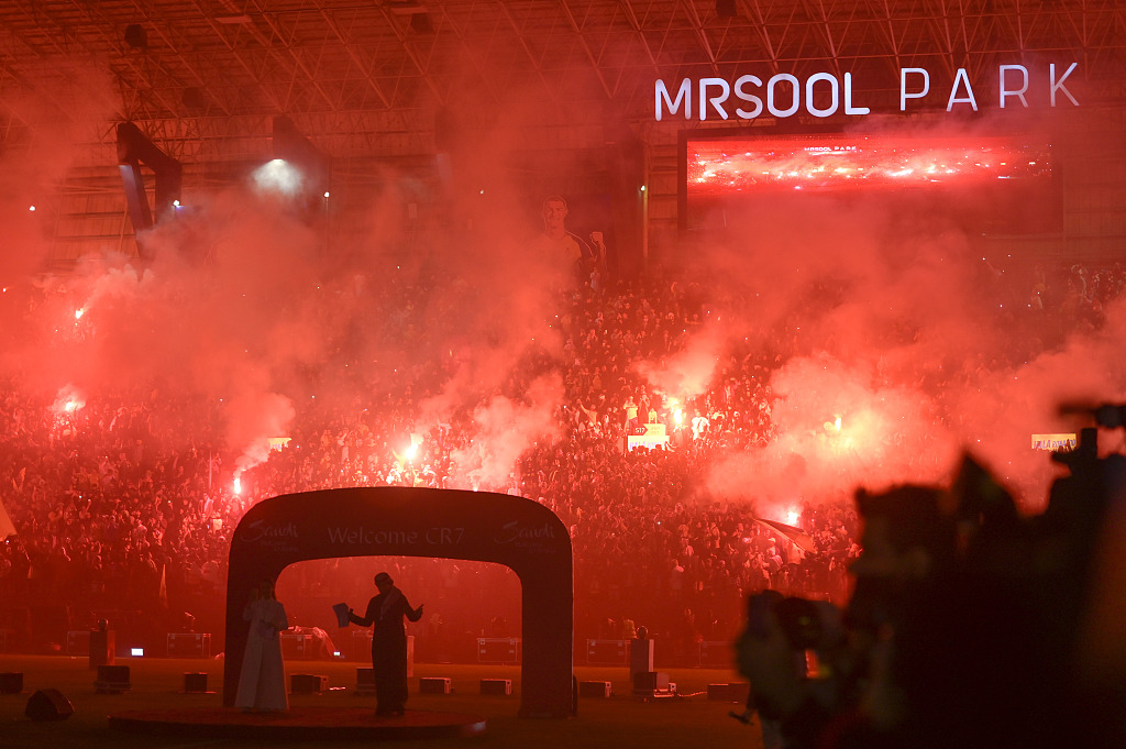 General view of pyrotechnics being used during the official unveiling of Cristiano Ronaldo as an Al Nassr player at Mrsool Park Stadium  in Riyadh, Saudi Arabia, January 3, 2023. /CFP
