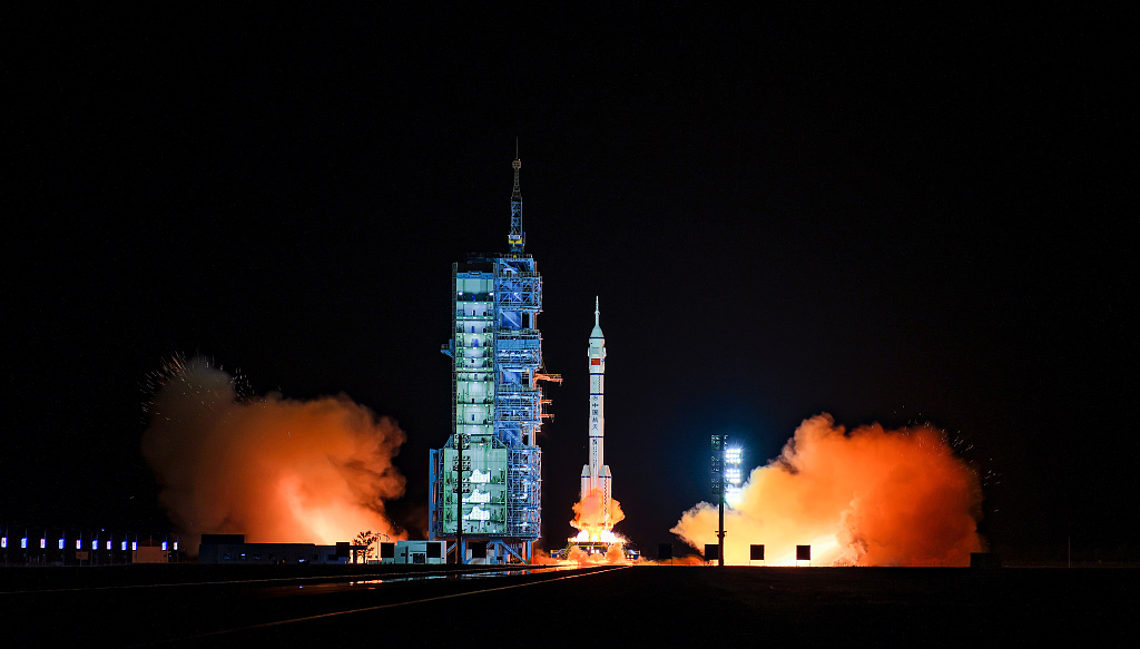 China launches the Shenzhou-15 spaceship with three astronauts on board from Jiuquan Satellite Launch Center in Northwest China, November 29, 2022. /CFP