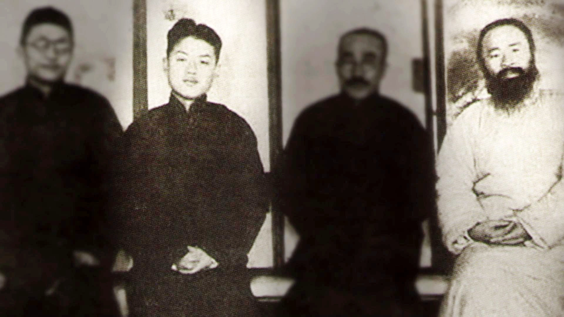 A file photo of He Haixia (L2) and Zhang Daqian (R1). /CGTN