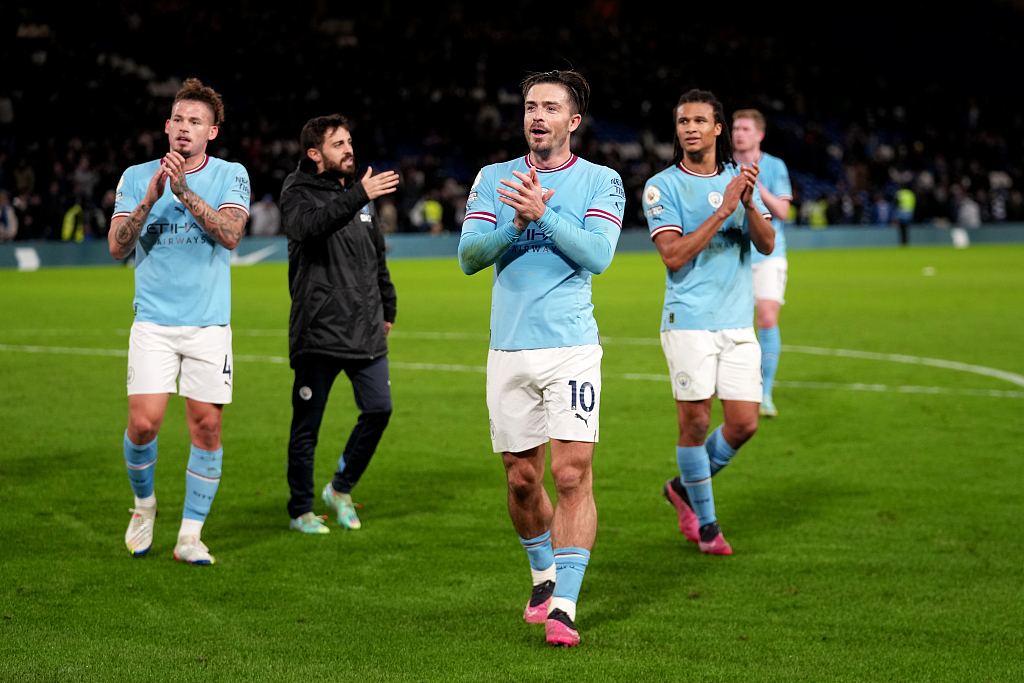 Jack Grealish (#10) of Manchester City applauds the fans after 1-0 win over Chelsea in the Premier League game at Samford Bridge in London, England, January 5, 2023. /CFP