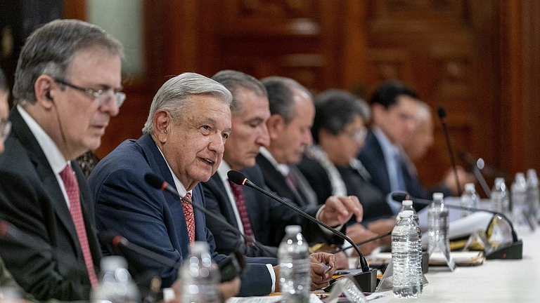 Mexican President Andres Manuel Lopez Obrador (second from left ) speaks during a meeting at the National Palace in Mexico City, Mexico, January 9, 2023. /CFP