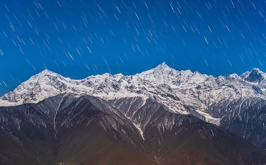 Starry sky above Mt. Meili in SW China's Yunnan