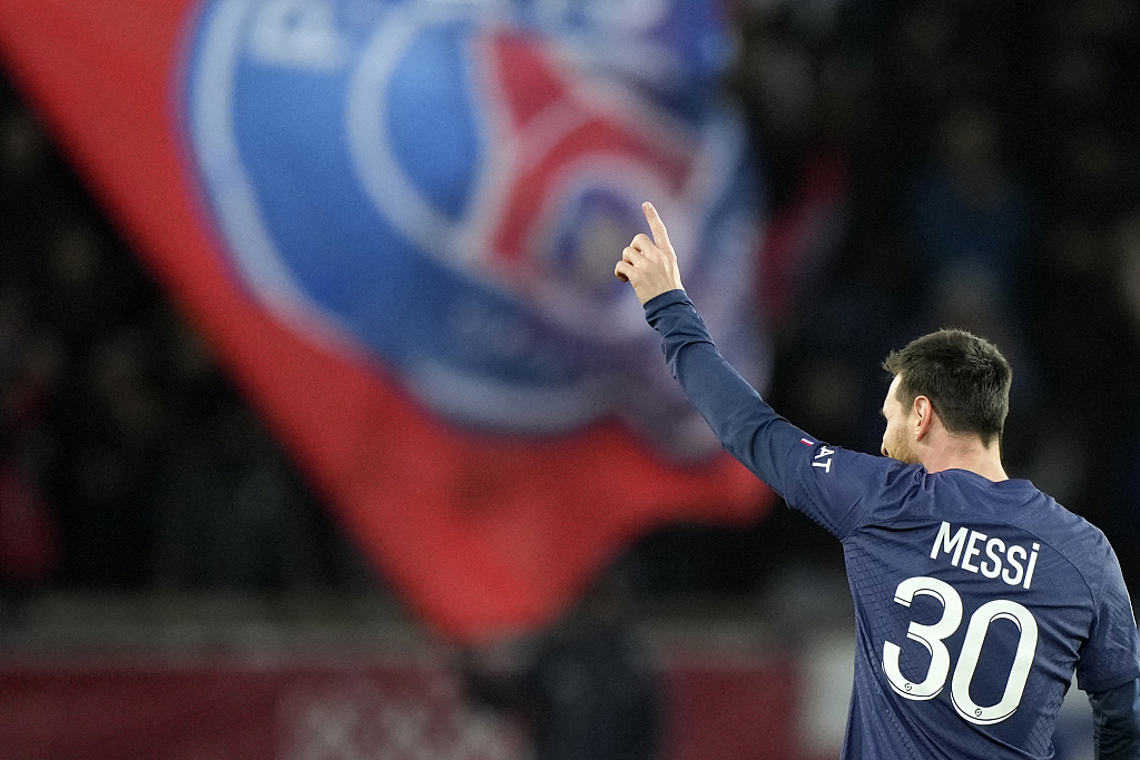 PSG's Lionel Messi acknowledges the crowd after scoring his sides' second goal during their Ligue 1 clash with Angers at Parc des Princes stadium in Paris, France, January 11, 2023. /CFP