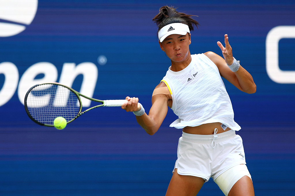 Yuan Yue of China competes in the women's singles match against Jessica Pegula of the U.S. at the US Open at USTA Billie Jean King National Tennis Center in New York City, September 3, 2022. /CFP
