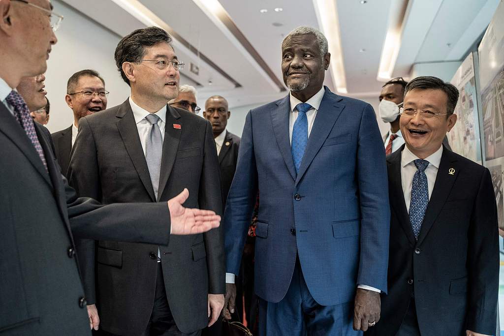 Chinese Foreign Minister Qin Gang (2nd L) and African Union Commission Chairperson Moussa Faki Mahamat (2nd R) tour the building of African Centers for Disease Control headquarters during the inauguration ceremony in Addis Ababa, capital of Ethiopia, January 11, 2023. /CFP