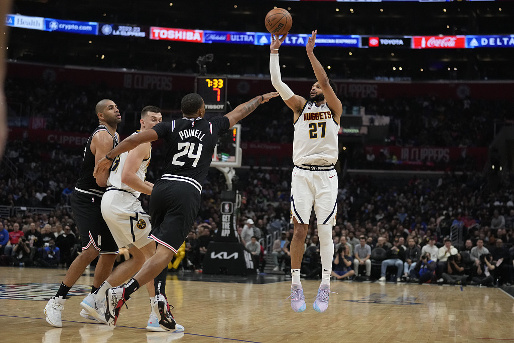 Jamal Murray (#27) of the Denver Nuggets shoots in the game against the Los Angeles Clippers at Crypto.com Arena in Los Angeles, California, U.S., January 13, 2023. /CFP
