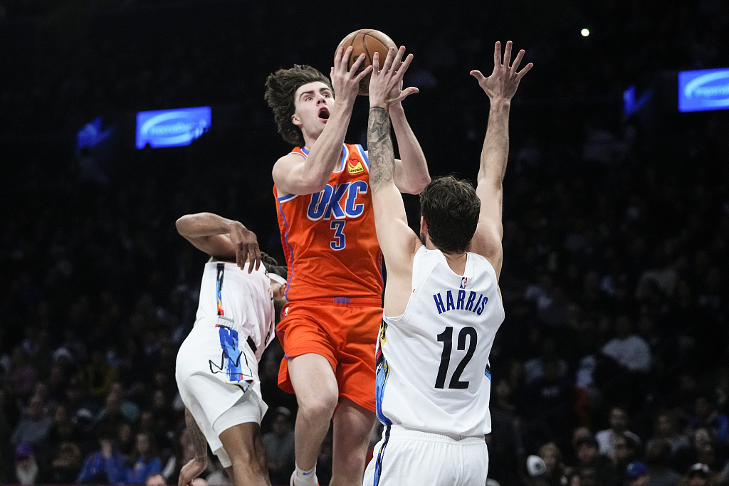 Josh Giddey (#3) of the Oklahoma City Thunder shoots in the game against the Brooklyn Nets at the Barclays Center in Brooklyn, New York City, January 15, 2023. /CFP
