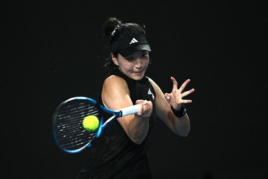 Wang Xinyu of China competes in the women's singles first-round match against Storm Hunter of Australia in the Australian Open at Melbourne Park in Melbourne, Australia, January 16, 2023. /CFP