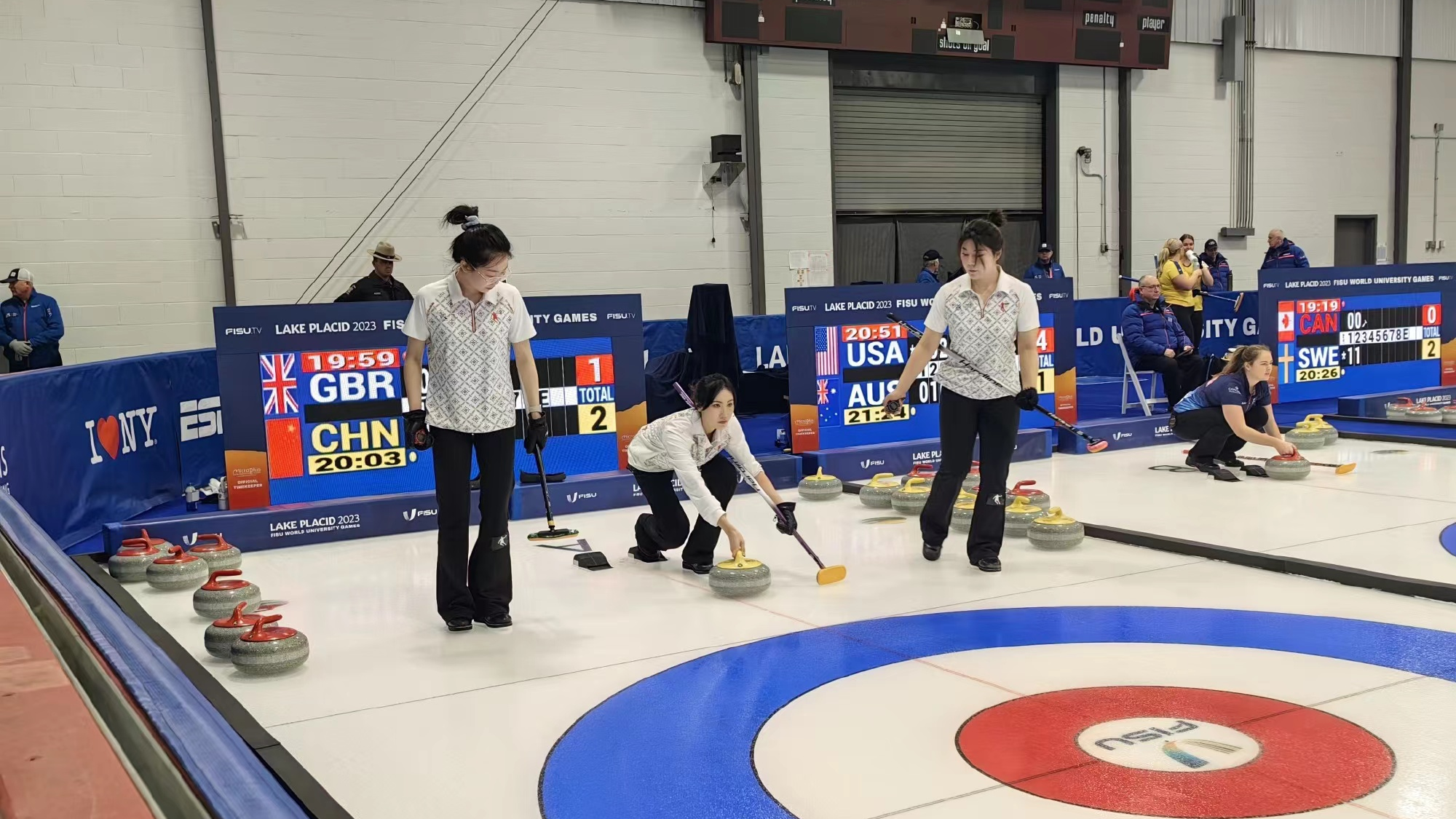 China women's curling team compete against Great Britain at the Winter World University Games in Lake Placid, U.S., January 16, 2023. /People's Daily Sport